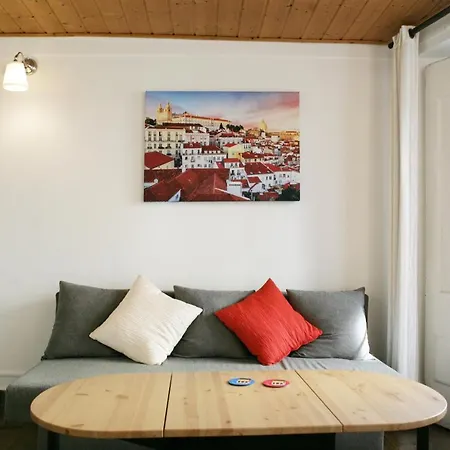 Chiado/Carmo Apartment *